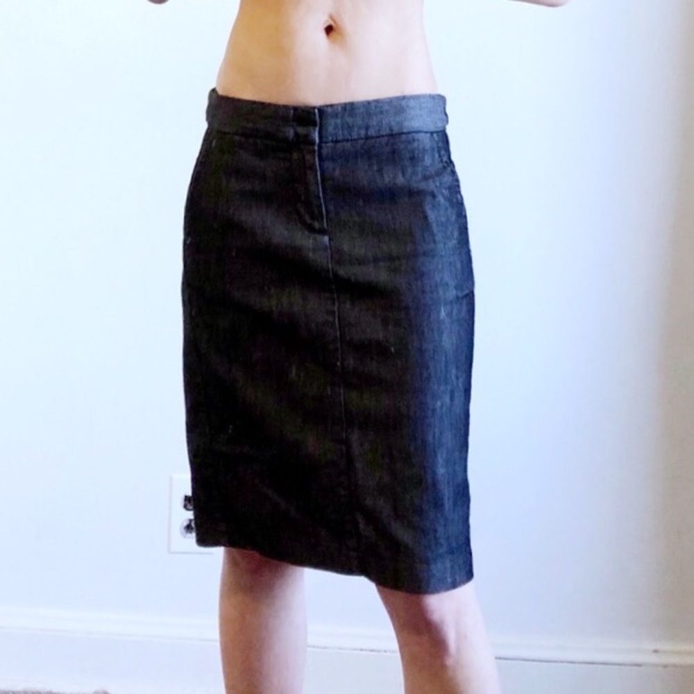 Gap pencil skirt
